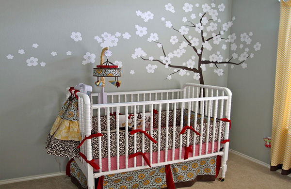 Stunning-Modern-Baby-Room-Ideas-For-Girls-Tree-Wall-Decal-915x725