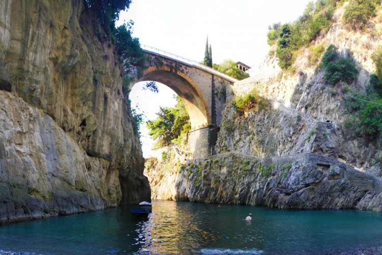 escursioni-in-barca-fiordo-di-furore-01-g